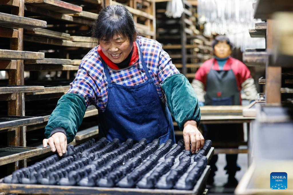 Shexian County in China's Anhui produces Hui ink sticks inspired by Chinese zodiac Year of Horse