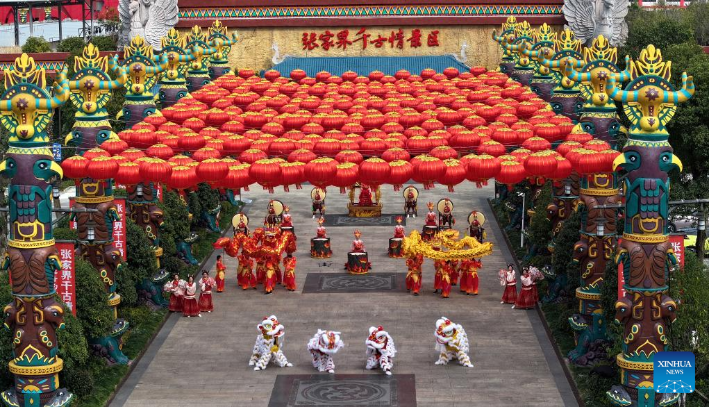 Various festive events held across China to celebrate upcoming Chinese New Year