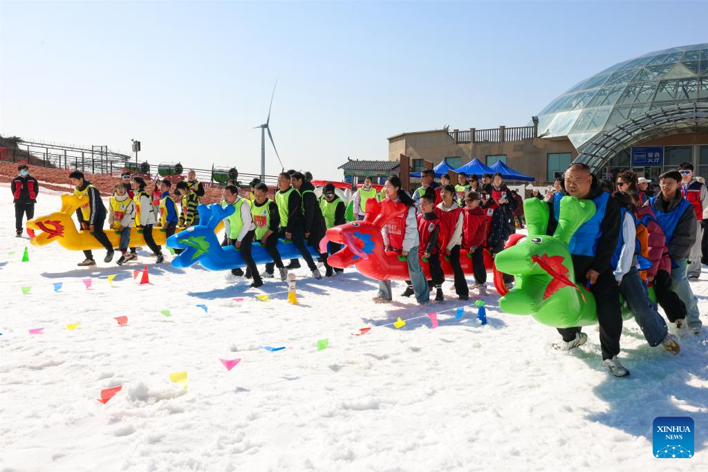 People embrace joy of ice and snow-themed activities across China during Spring Festival holiday