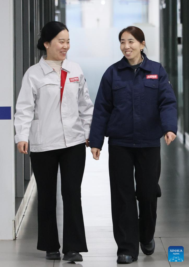 NPC deputy conveys industrial voices from grassroots