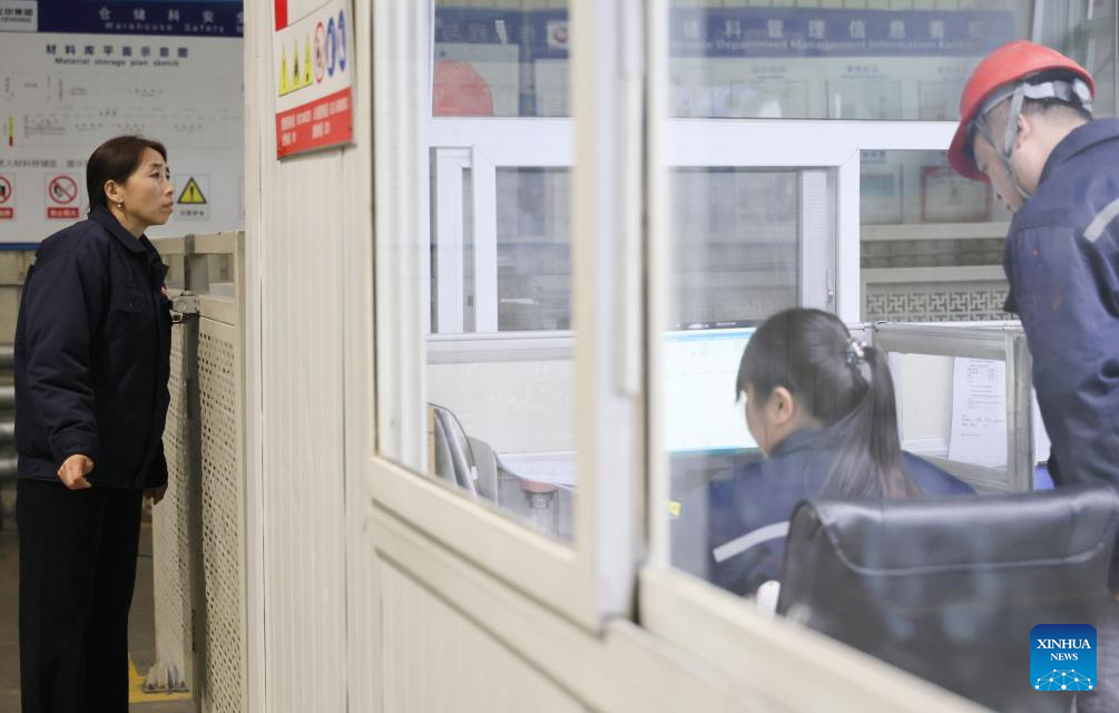 NPC deputy conveys industrial voices from grassroots