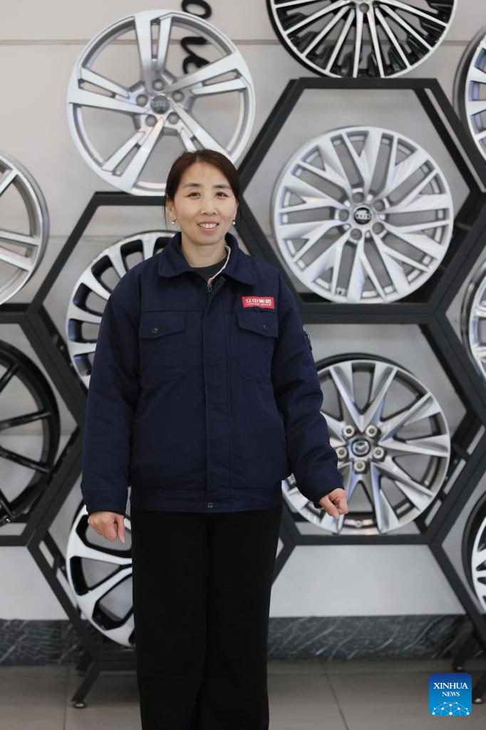 NPC deputy conveys industrial voices from grassroots