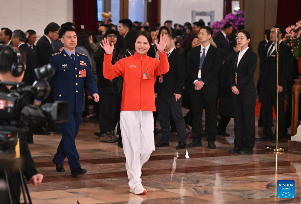 NPC deputies attend group interview ahead of annual session