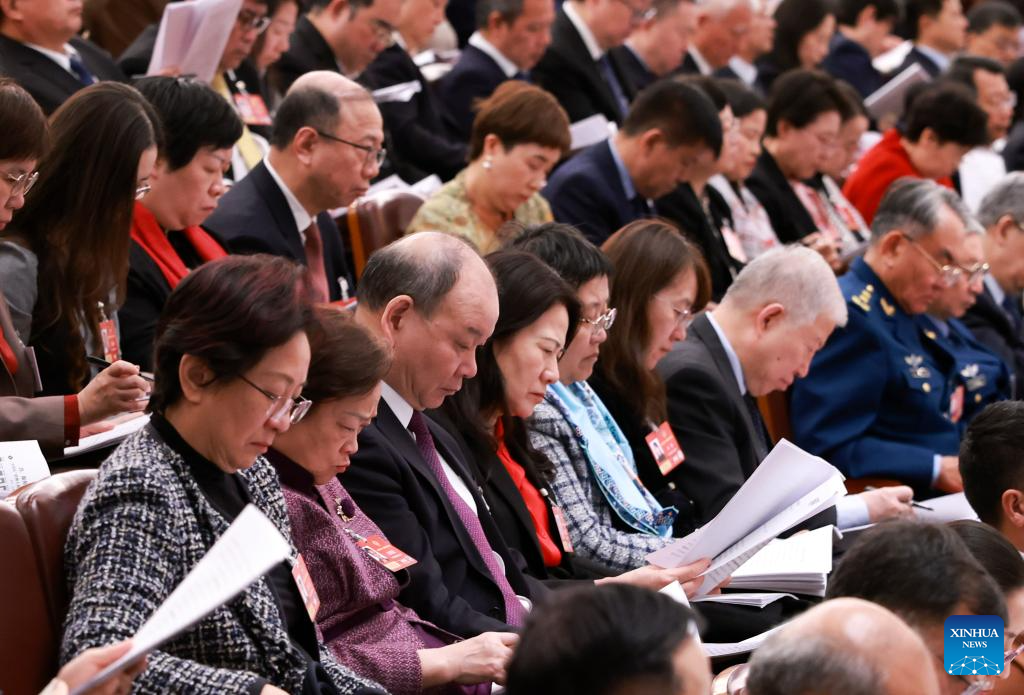 China's national legislature holds second plenary meeting