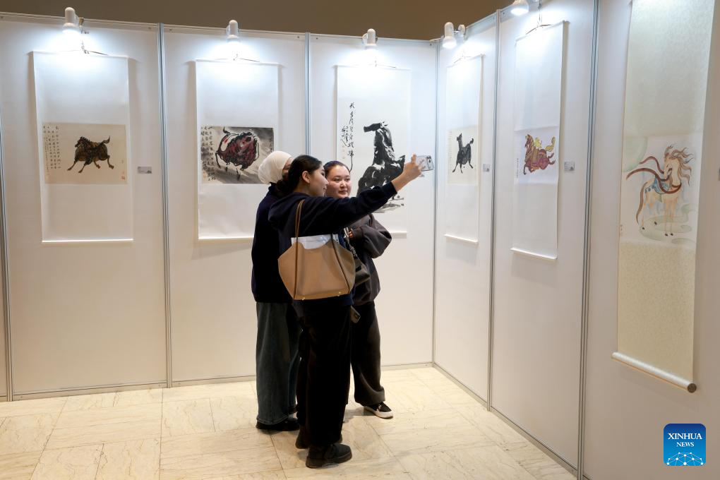 Chinese painting exhibition on horse opens in Kyrgyzstan
