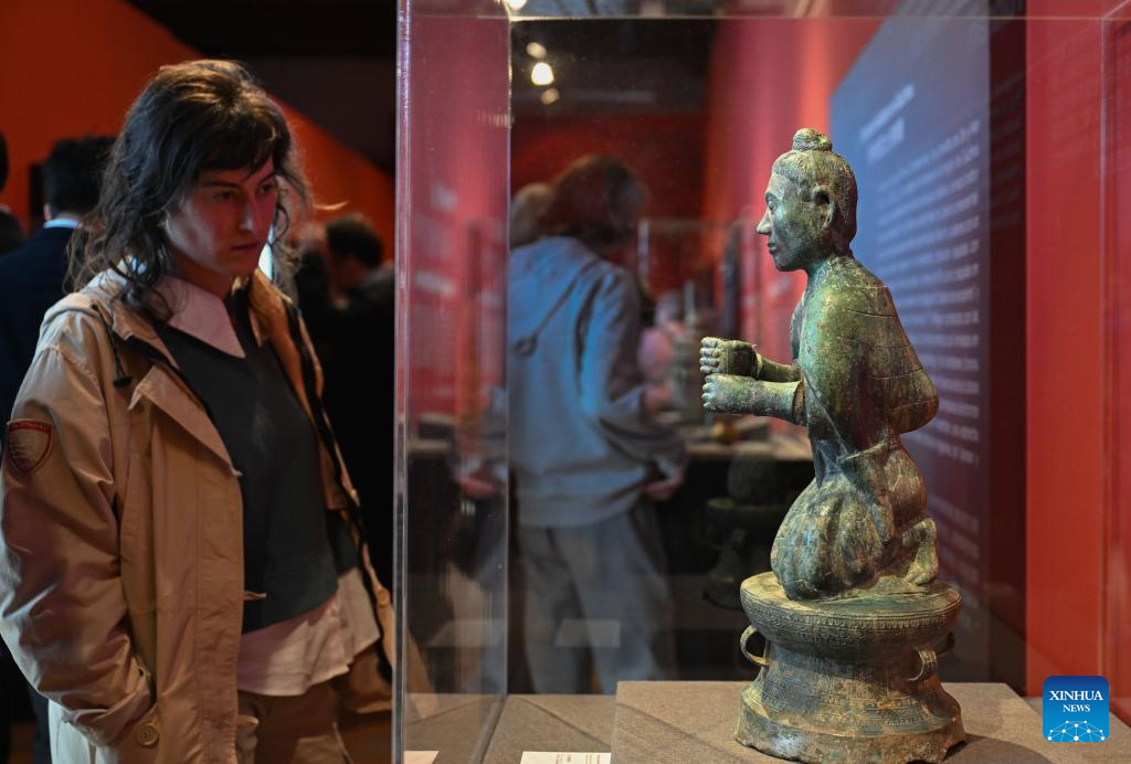 Ancient bronze treasures from southwest China showcased in Spain