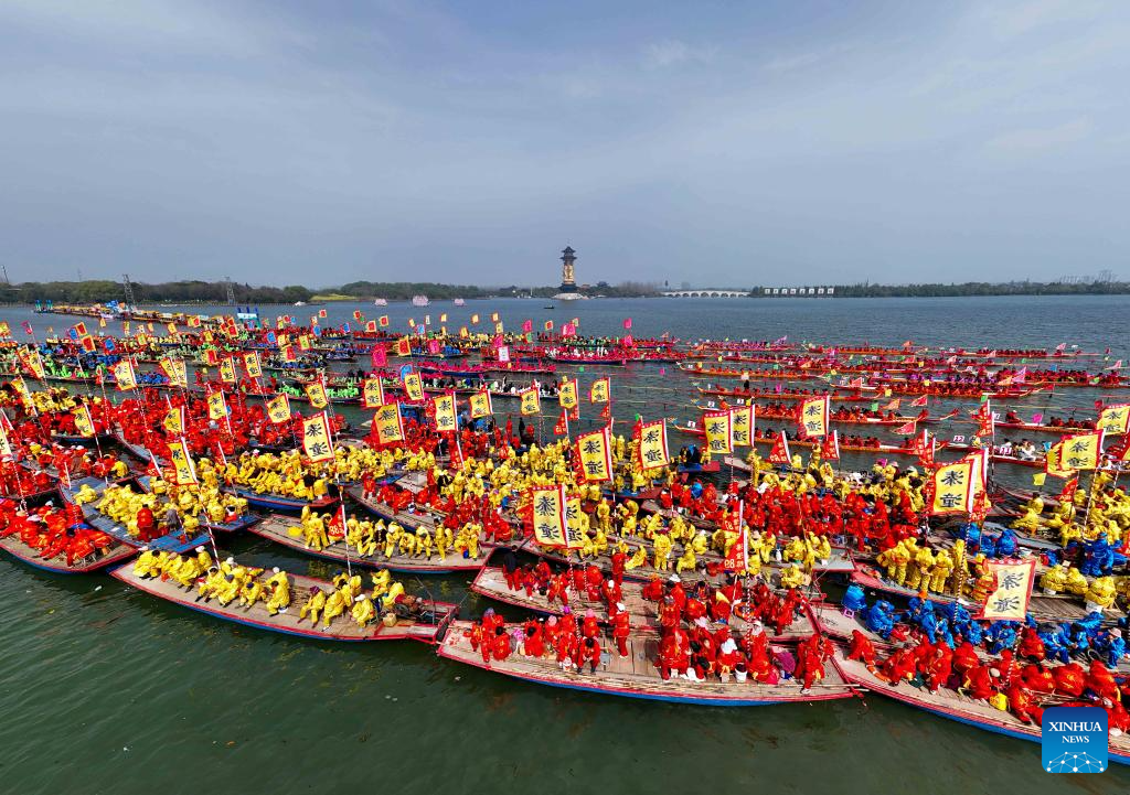 Qintong Boat Festival held in Taizhou City, China's Jiangsu