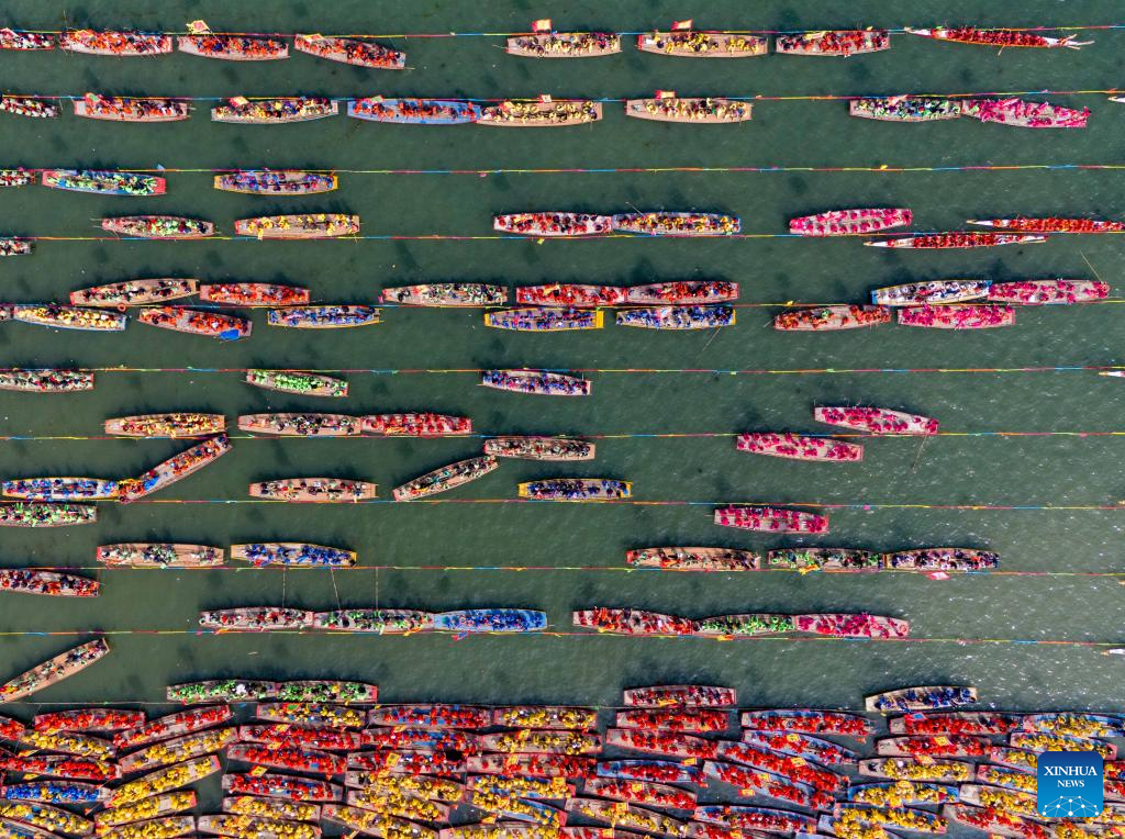 Qintong Boat Festival held in Taizhou City, China's Jiangsu