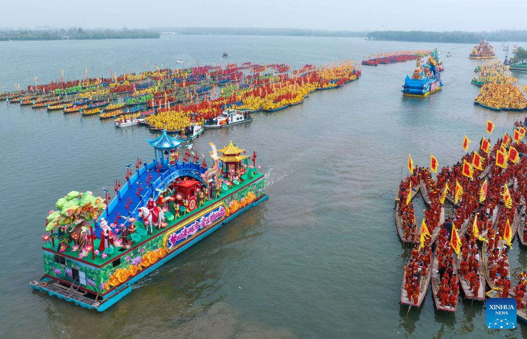 Qintong Boat Festival held in Taizhou City, China's Jiangsu