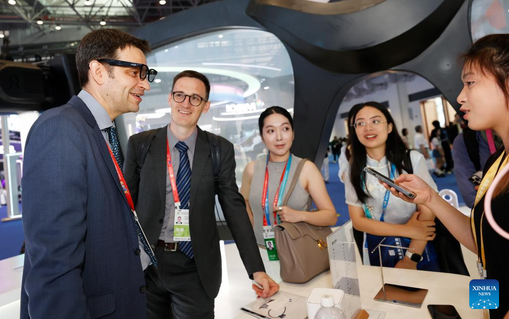 6th CICPE showcases AI innovations