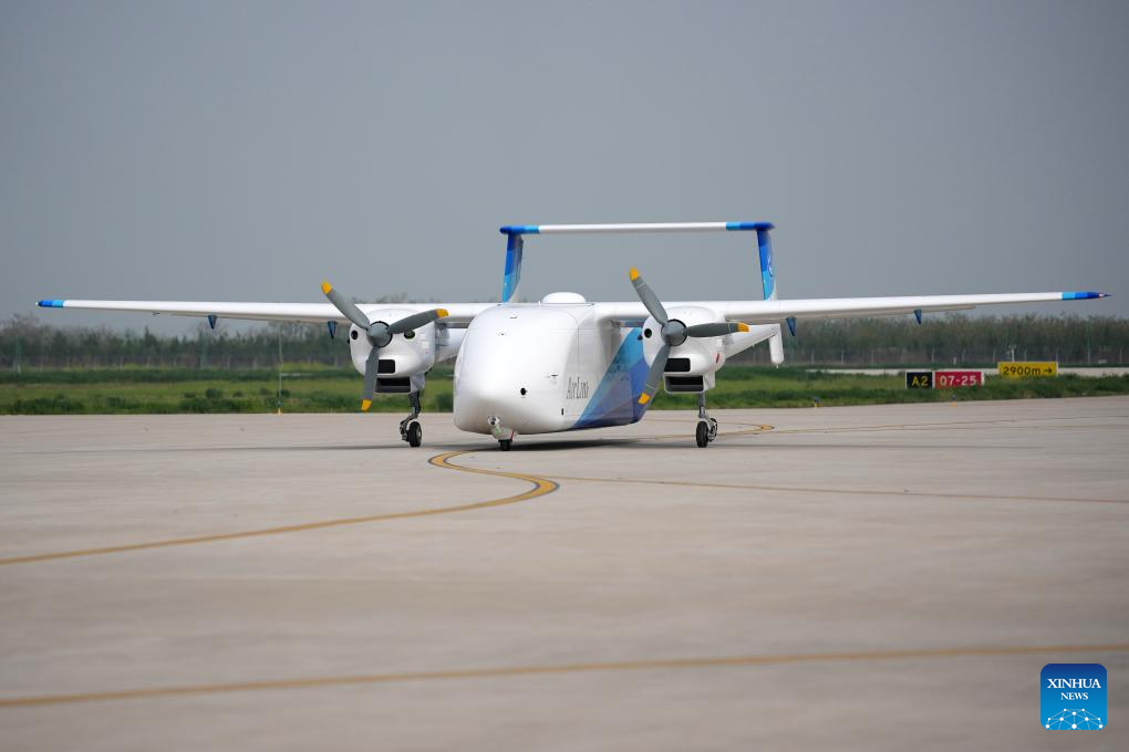 China's HH-200 commercial unmanned cargo aircraft system completes maiden flight