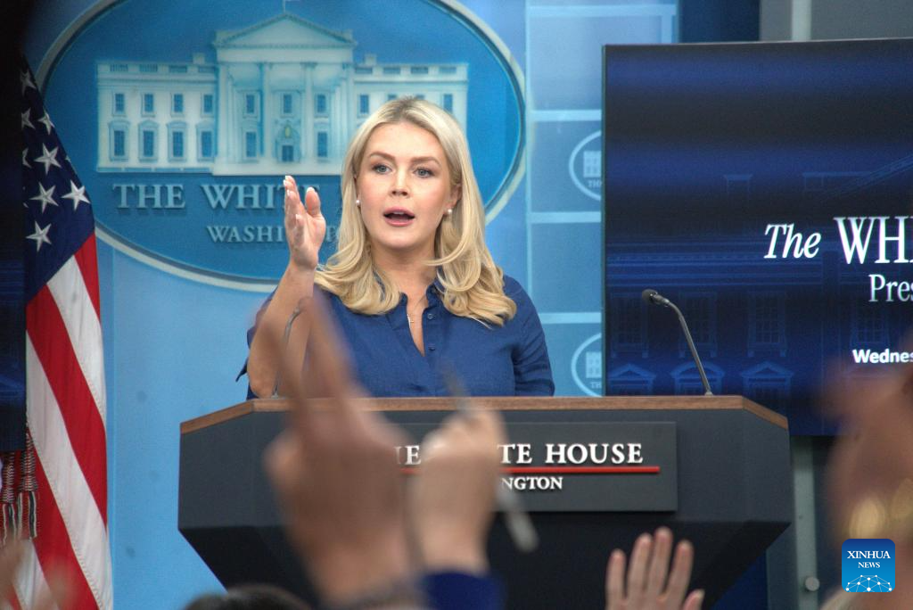 White House says U.S. working on modified plan ahead of talks with Iran