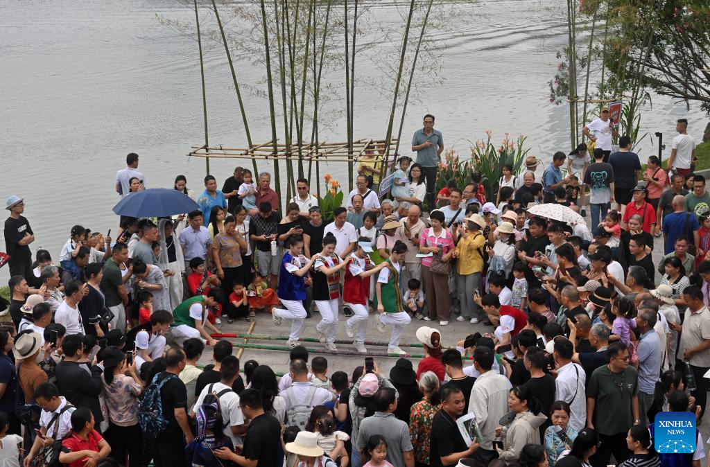 Traditional Sanyuesan Festival celebrated across China