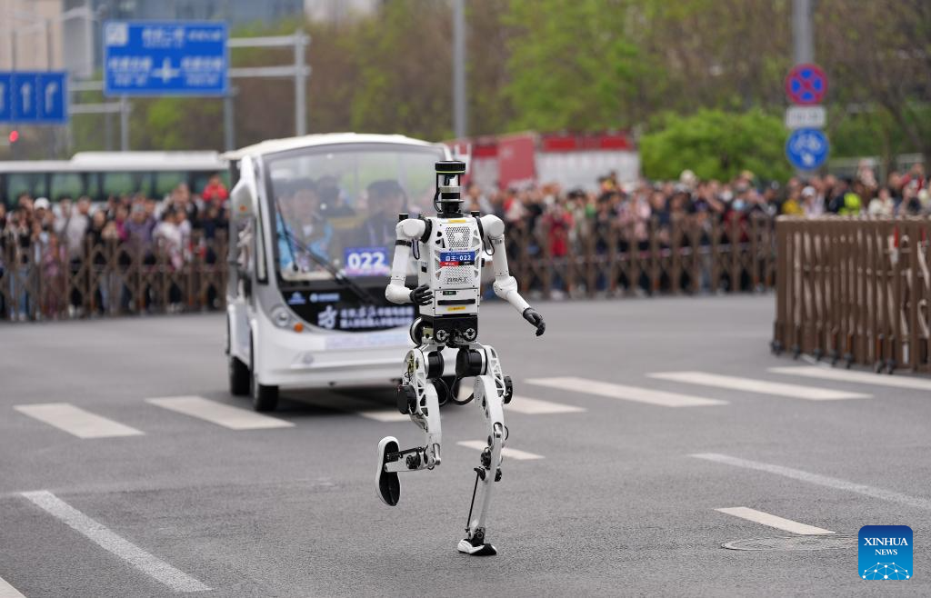 Humanoid robot surpasses human half-marathon world record in Beijing
