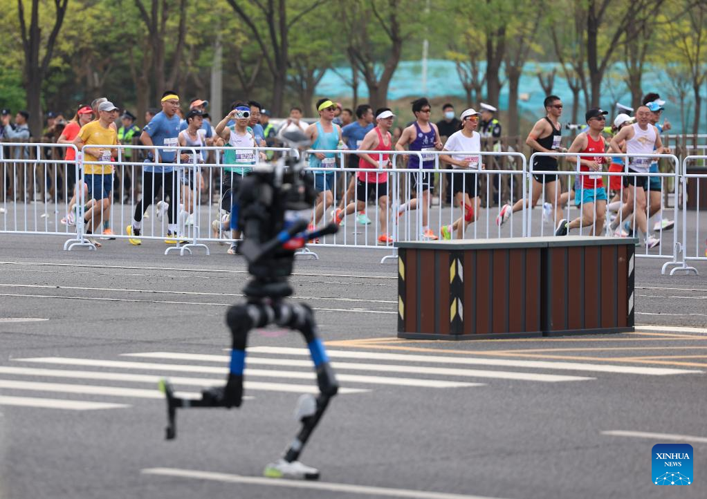 Humanoid robot surpasses human half-marathon world record in Beijing