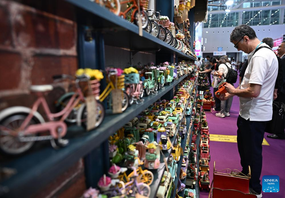 Second phase of 139th Canton Fair kicks off