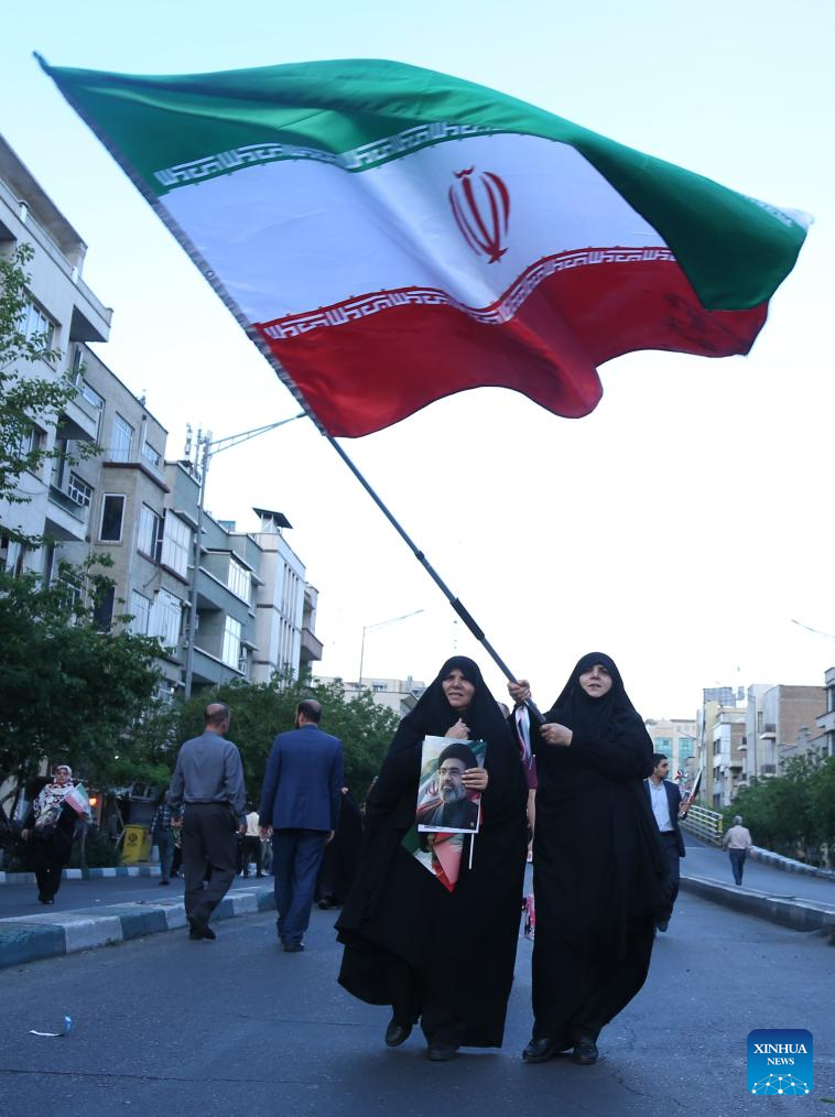 Iranians pledge allegiance to new Supreme Leader at mass rallies