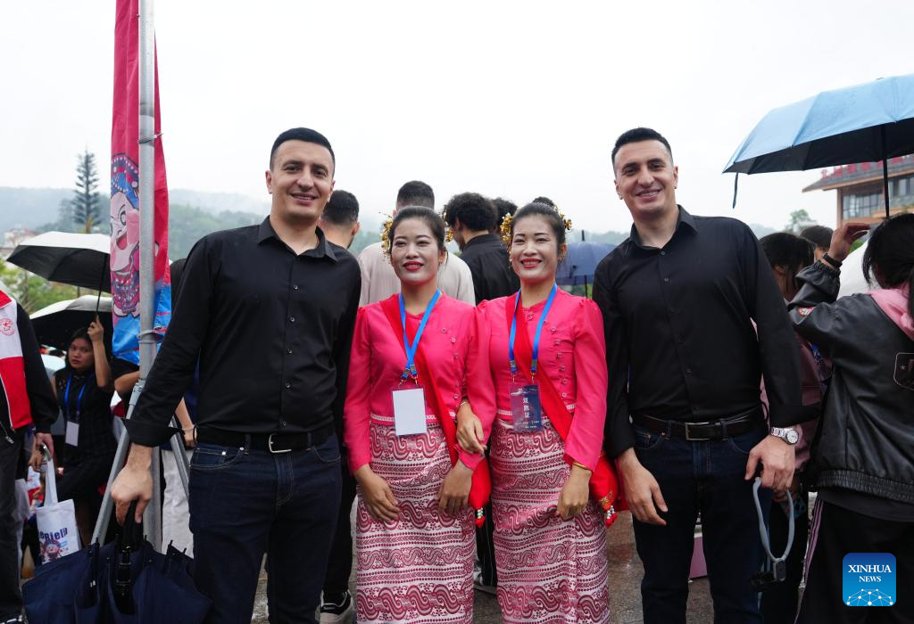 Twin festival lures tourists in SW China's Yunnan