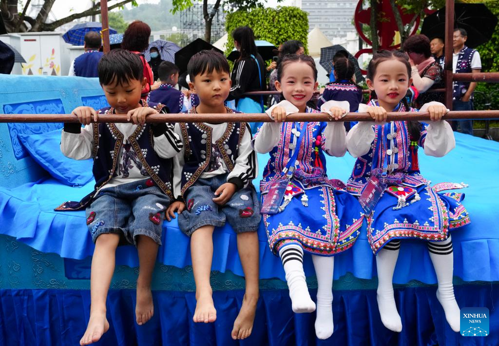 Twin festival lures tourists in SW China's Yunnan