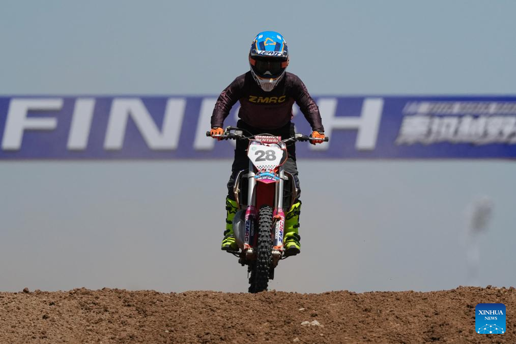 Chinese youngsters race into motocross boom