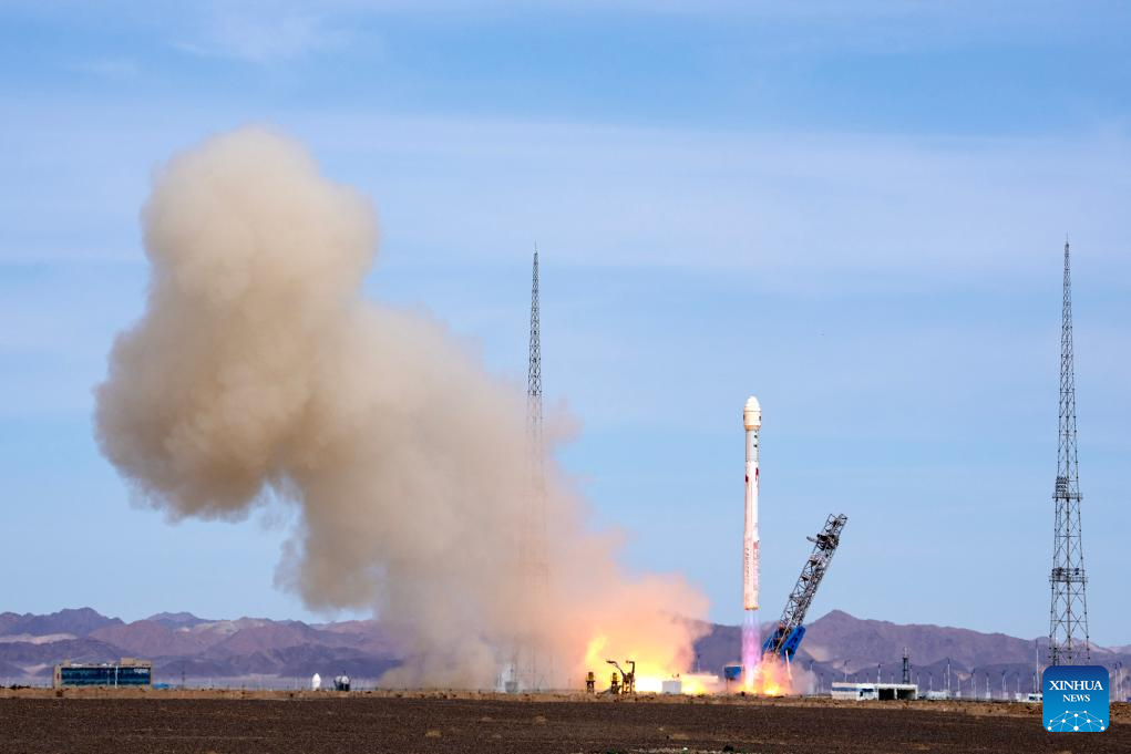 China successfully launches Zhuque-2E Y5 carrier rocket