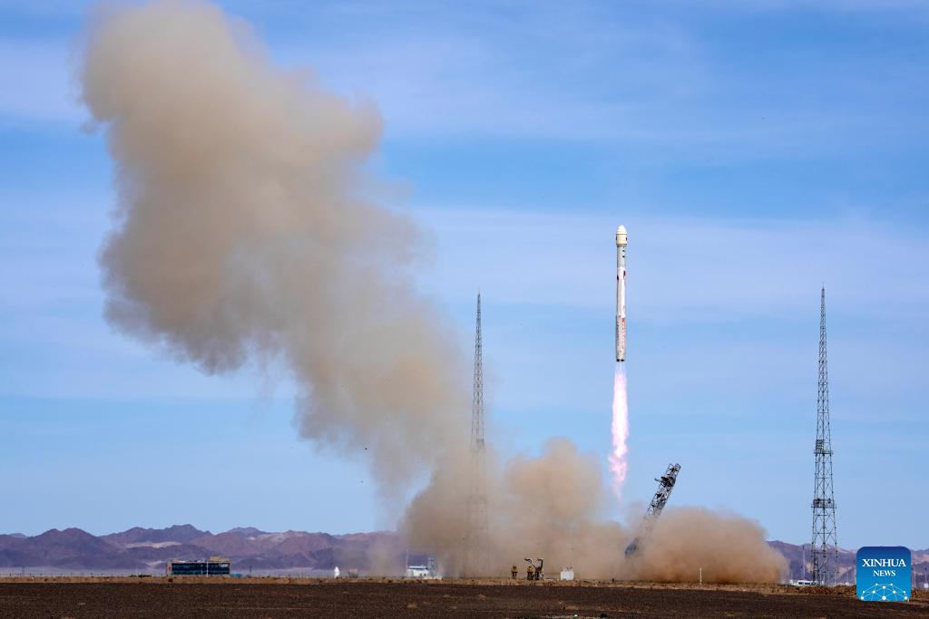 China successfully launches Zhuque-2E Y5 carrier rocket
