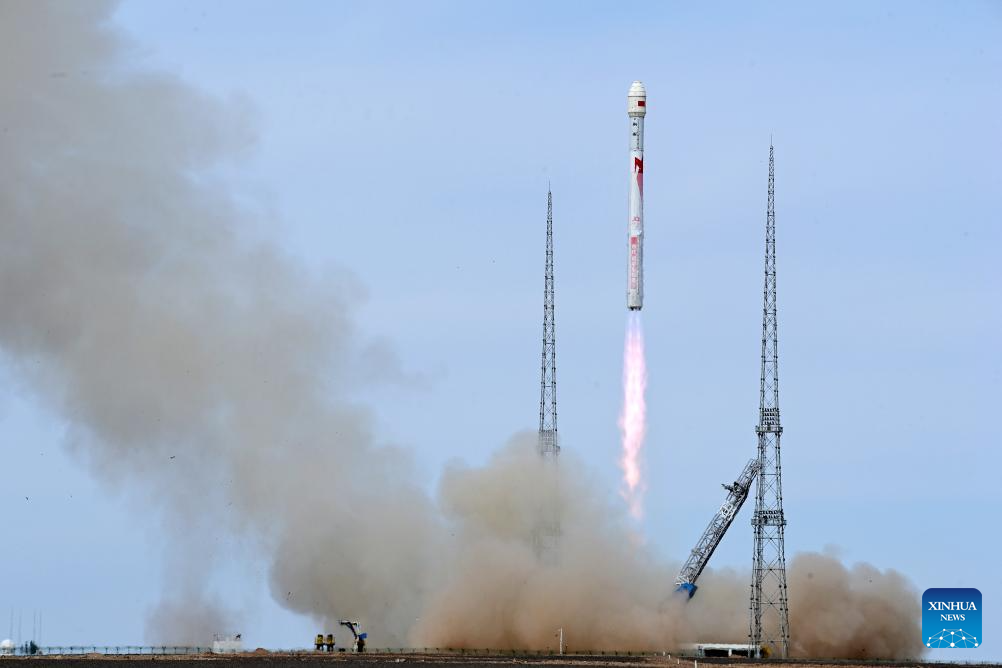 China successfully launches Zhuque-2E Y5 carrier rocket