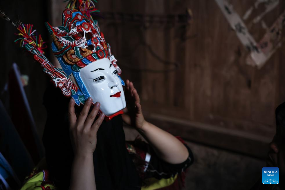 Villagers' lifelong passion helps preserve Dixi opera