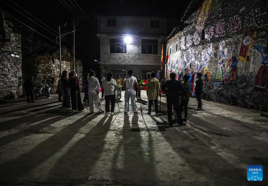 Villagers' lifelong passion helps preserve Dixi opera