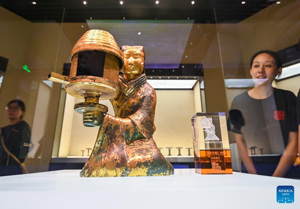Museums across China receive crowds of visitors ahead of International Museum Day
