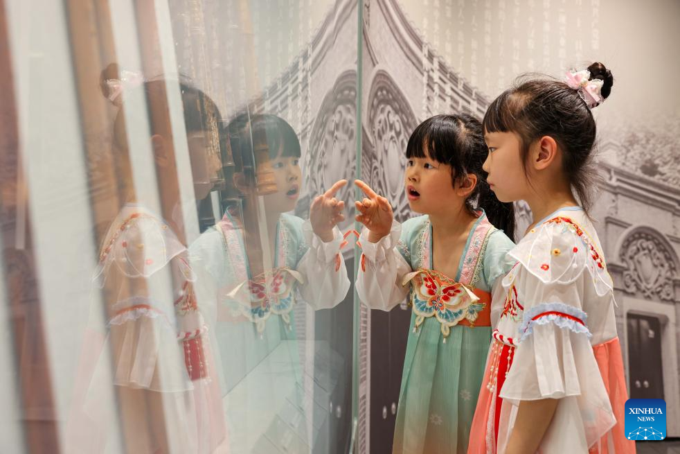 Museums across China receive crowds of visitors ahead of International Museum Day