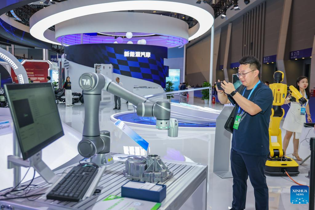 Western China trade fair inks deals worth 22 billion USD