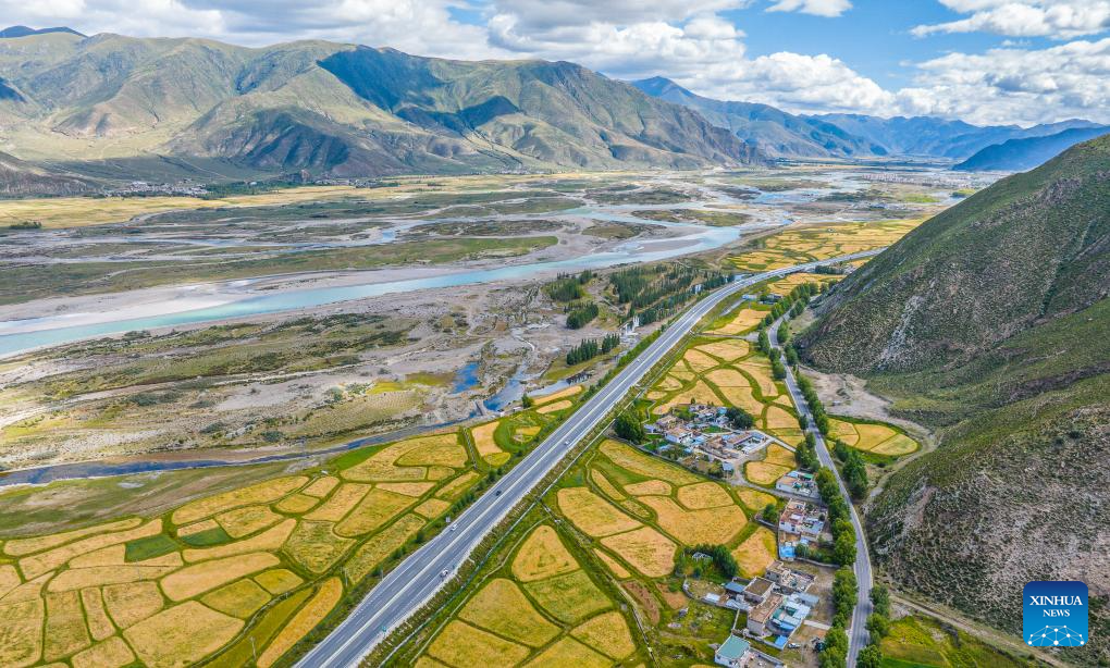Improved transport network boosts accessibility across China's Xizang