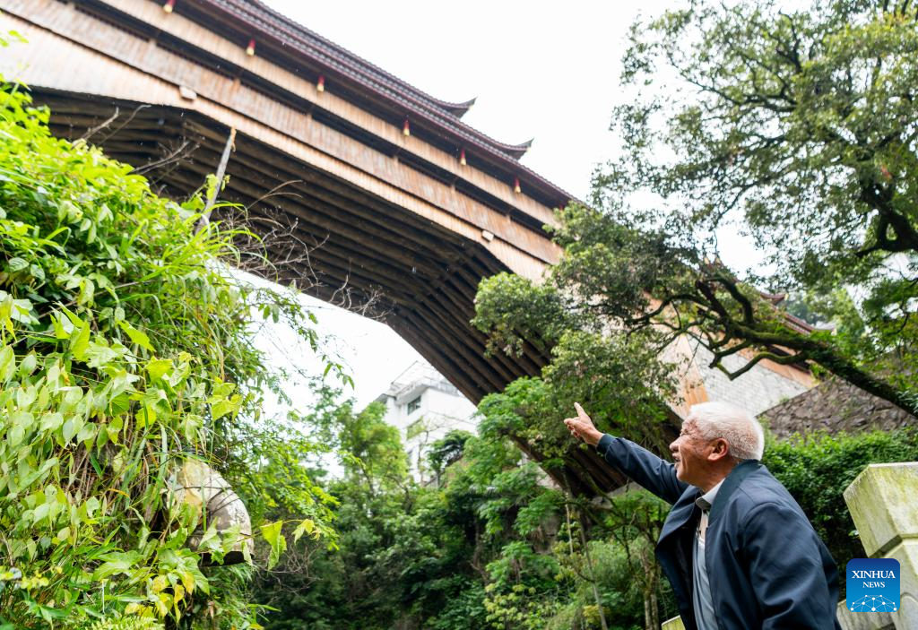 Wooden-roofed arch bridges well preserved in China's Fujian