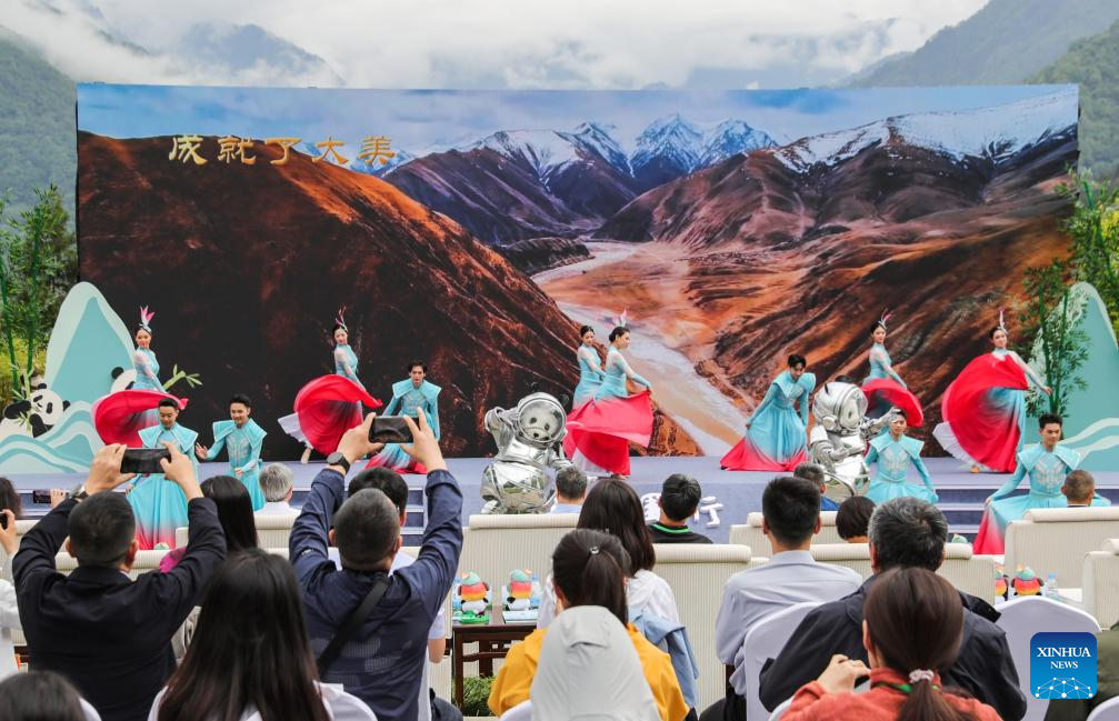 Opening ceremony of media tour held in Baoxing County of China's Sichuan