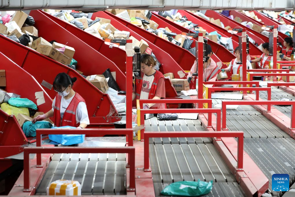 China's e-commerce, logistics companies prepare for annual online shopping festival