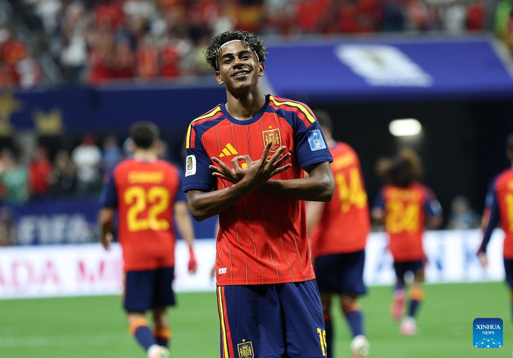 Yamal scores, Spain tears Saudi Arabia apart at World Cup