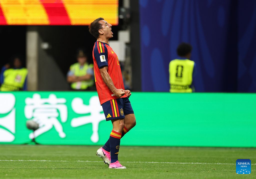 Yamal scores, Spain tears Saudi Arabia apart at World Cup