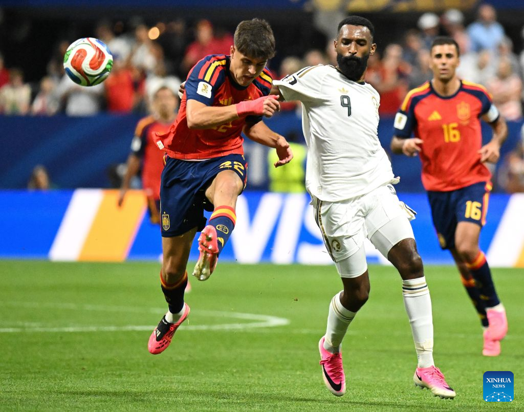 Yamal scores, Spain tears Saudi Arabia apart at World Cup