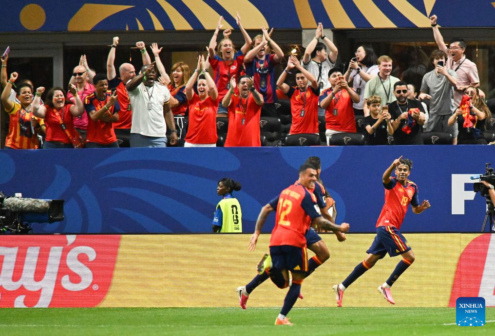 Yamal scores, Spain tears Saudi Arabia apart at World Cup