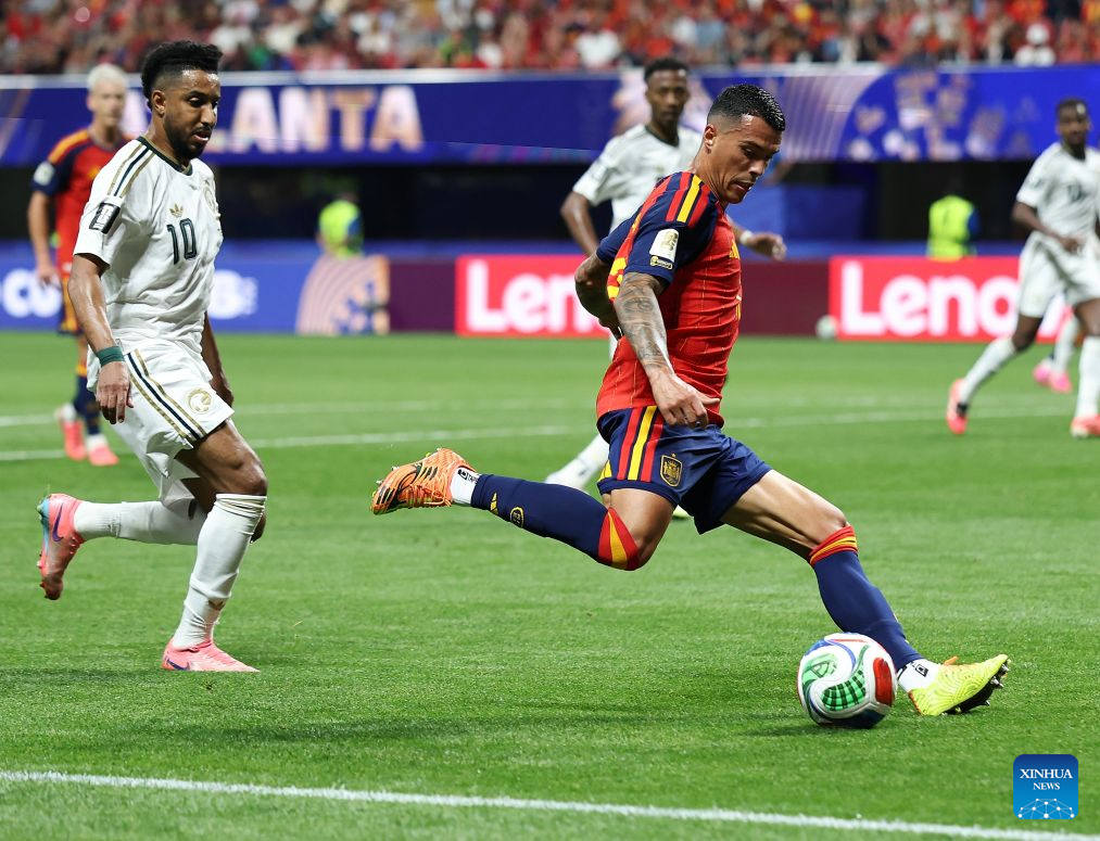 Yamal scores, Spain tears Saudi Arabia apart at World Cup