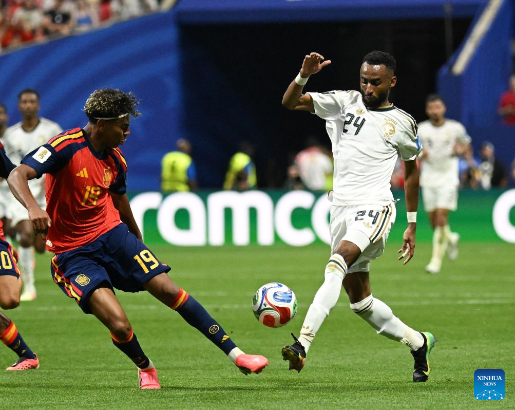 Yamal scores, Spain tears Saudi Arabia apart at World Cup