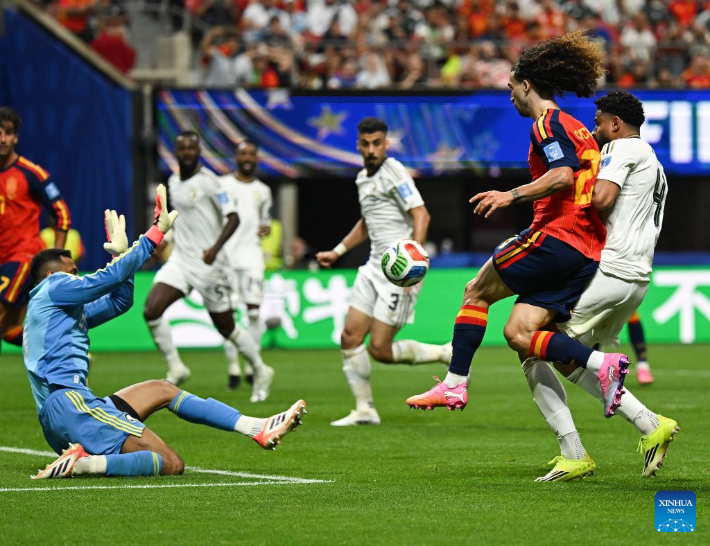 Yamal scores, Spain tears Saudi Arabia apart at World Cup