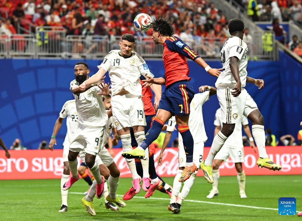 Yamal scores, Spain tears Saudi Arabia apart at World Cup