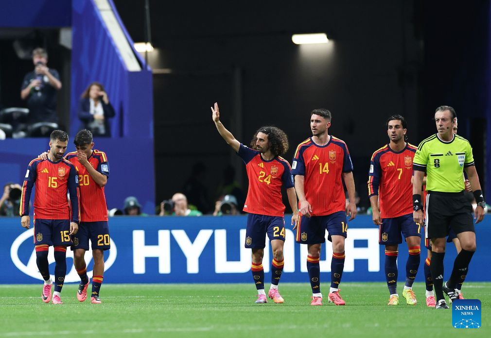 Yamal scores, Spain tears Saudi Arabia apart at World Cup