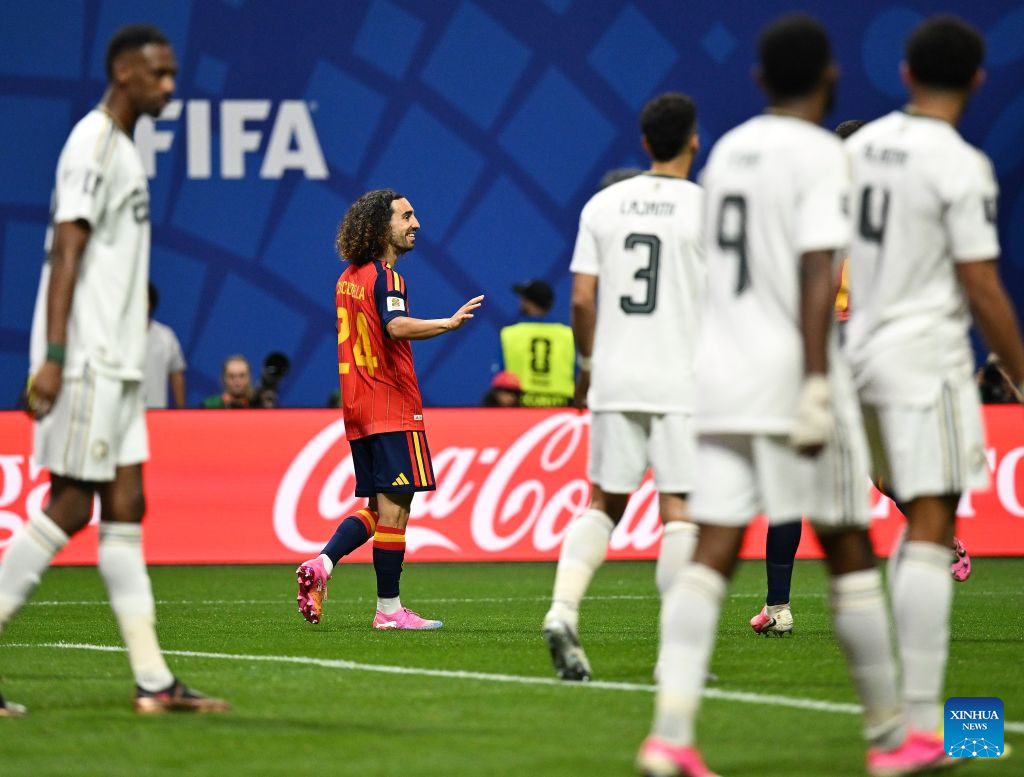 Yamal scores, Spain tears Saudi Arabia apart at World Cup