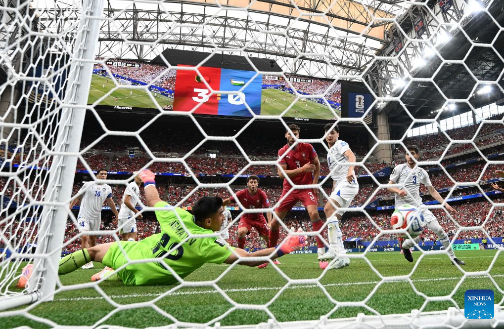 Ronaldo strikes twice as Portugal whitewashes Uzbekistan in Group K