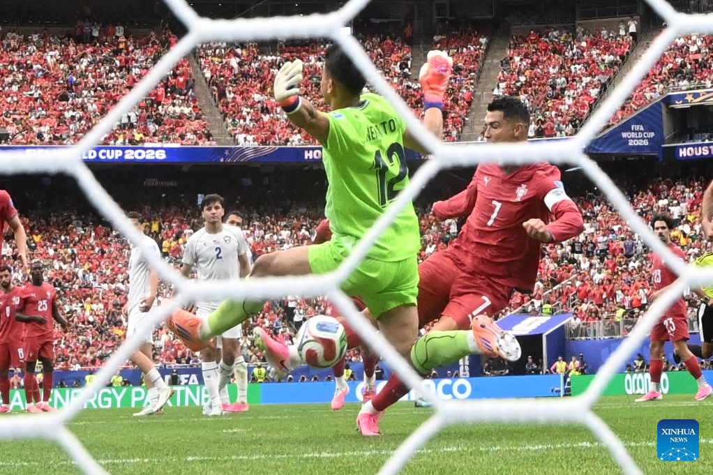 Ronaldo strikes twice as Portugal whitewashes Uzbekistan in Group K