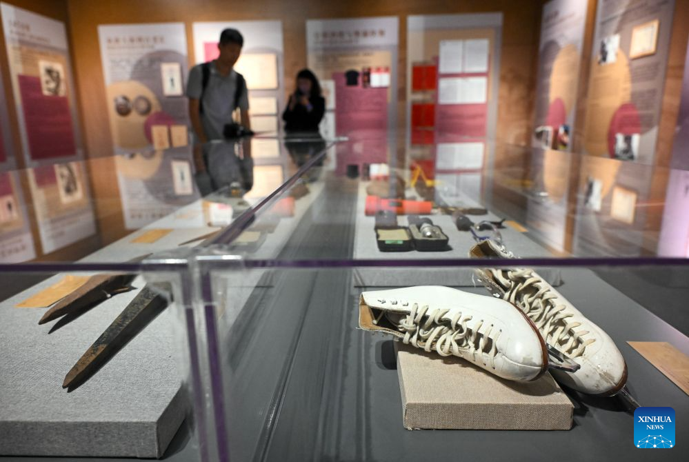 Exhibition spotlighting China-U.S. civilian exchanges held in Beijing
