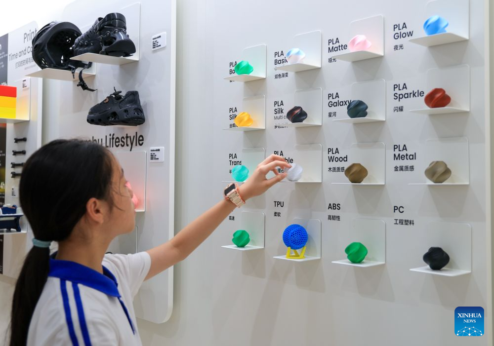 Consumer 3D printers gain popularity in China